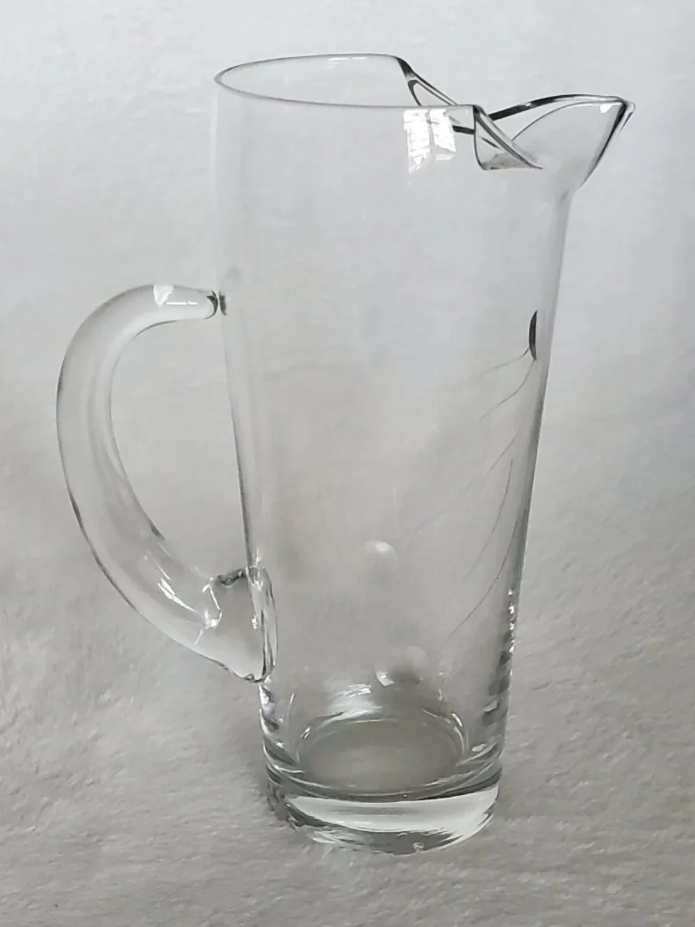 Glass 8 1/2” Clear Martini Pitcher with Etched design Vintage Like New!
